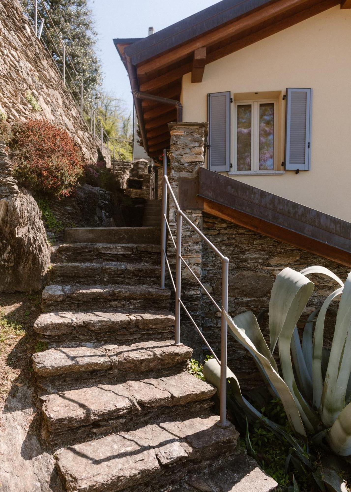 Charming Moment Di Villa Porta - Casa Dolce Луино Экстерьер фото